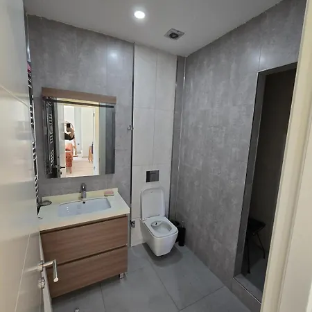 Apartment Huzzak Tower 1 M2 *