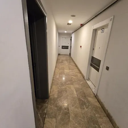 Huzzak Tower 1 M2 Eskiomerler