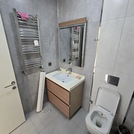 Huzzak Tower 1 M2 * Eskiomerler