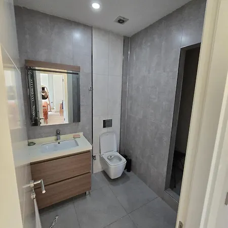 Huzzak Tower 1 M2 *